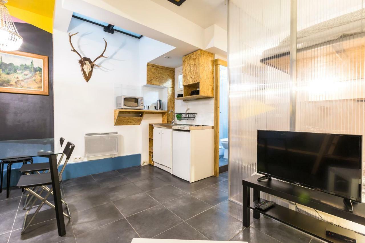 Pretty 25 M2 In A Lively District Apartment Paris Exterior photo